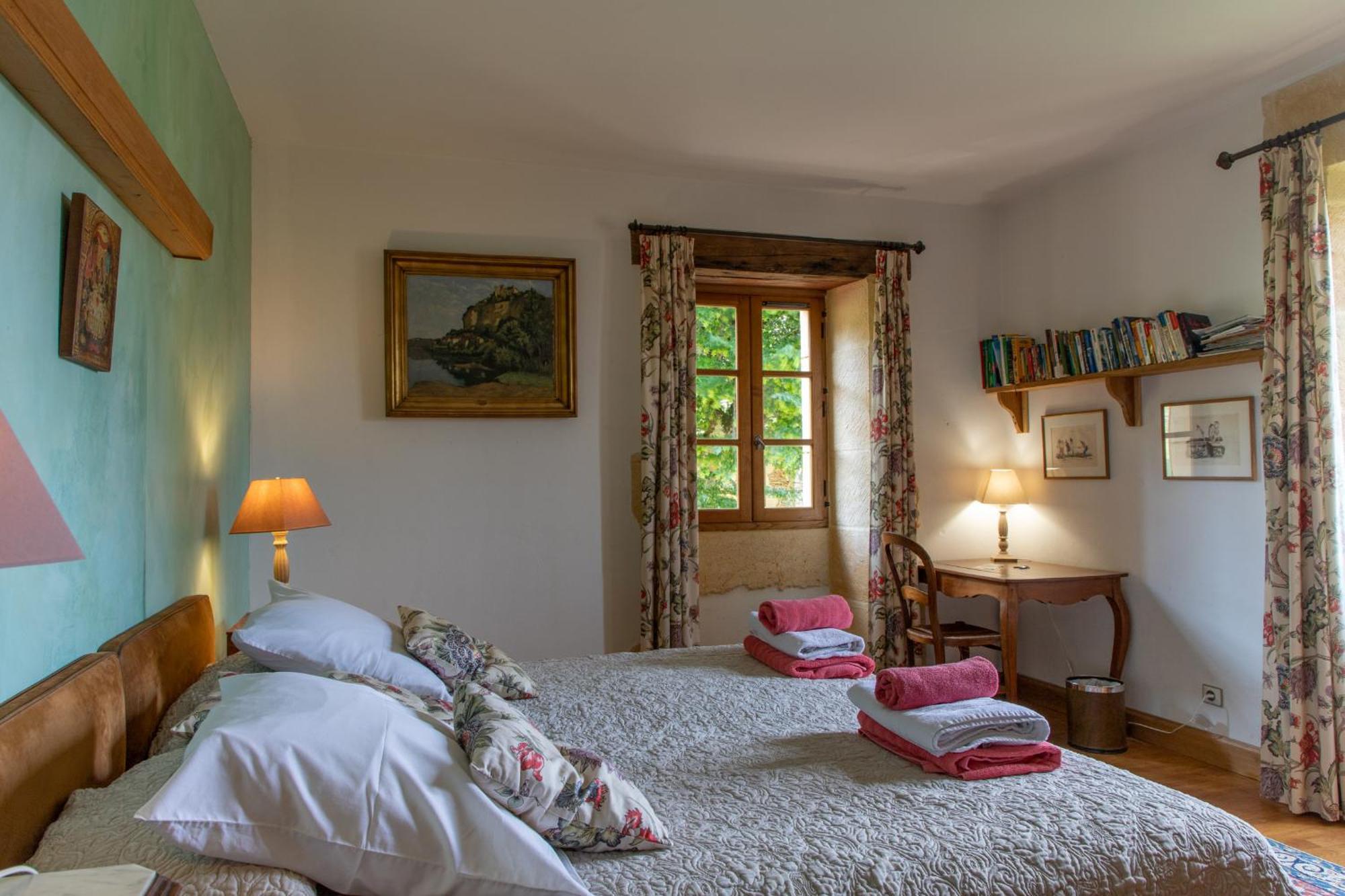 Chambre D'Hotes La Rossillonie Bed and Breakfast Beynac-et-Cazenac Habitación foto